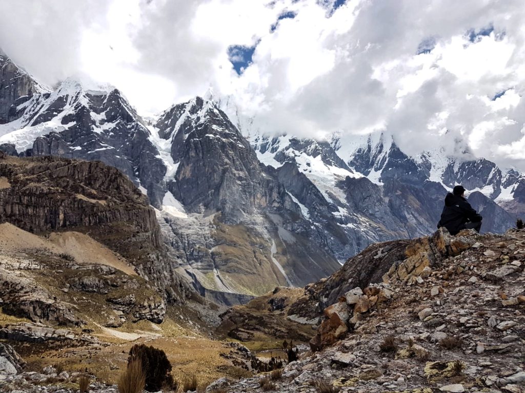 Cordillera Huayhuash circuit without a guide